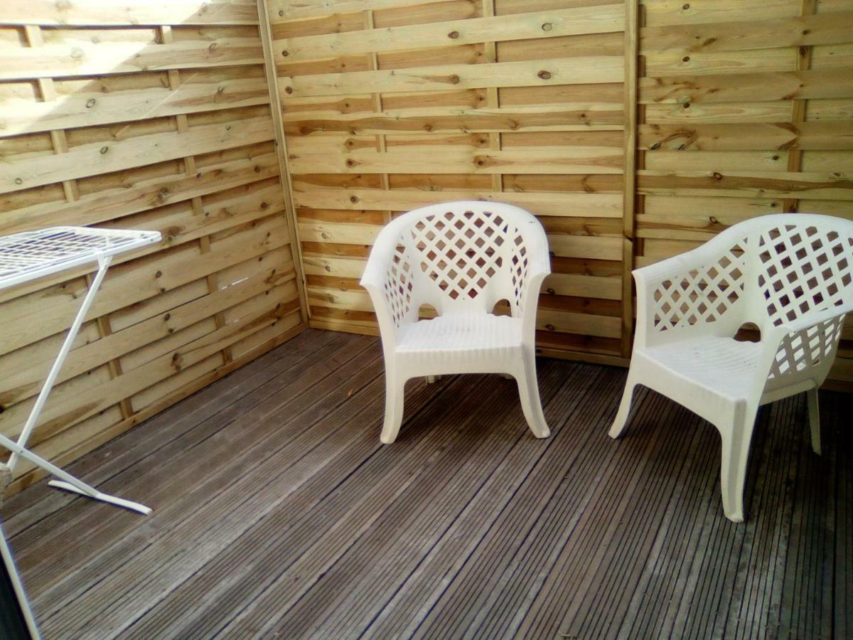 F2 Tout Confort Au Calme Apartamento Batilly  Exterior foto