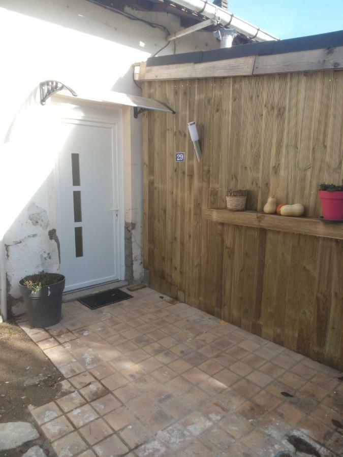 F2 Tout Confort Au Calme Apartamento Batilly  Exterior foto